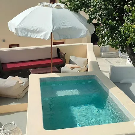 Dreamer's Secret Ii * Emporio (Santorini)